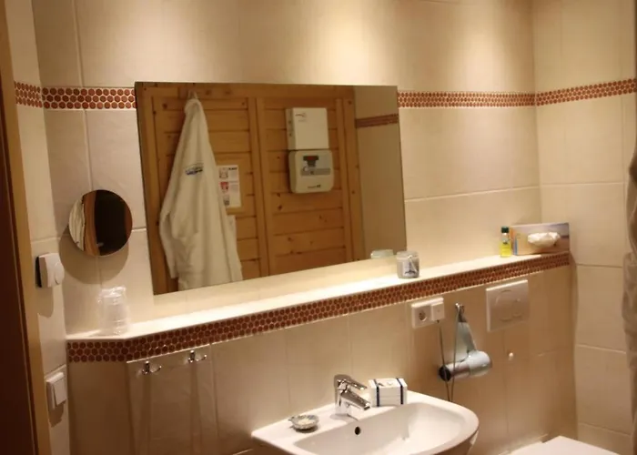 4 Sterne Steilufer Mit Terrasse Und Sauna In Suedwestlage