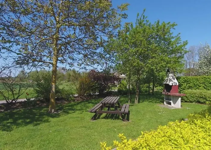 4 Sterne Steilufer Mit Terrasse Und Sauna In Suedwestlage דירה